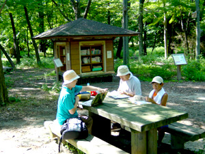 京都御苑・森の文庫