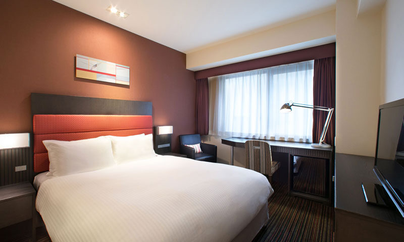 ホリデイ・イン大阪難波