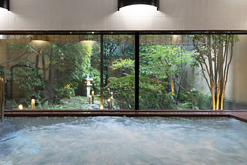 ロワジールホテル クラシックガーデン 京都三条