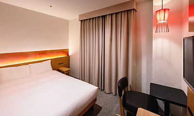 ロワジールホテル クラシックガーデン 京都三条