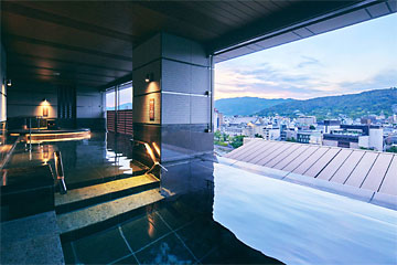 四条河原町温泉 空庭テラス京都