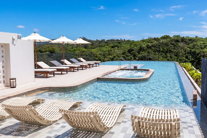 BLISSTIA SUITES & RESORT 沖縄恩納村