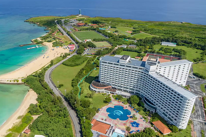 ロイヤルホテル沖縄残波岬