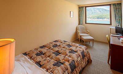 オーキドホテル