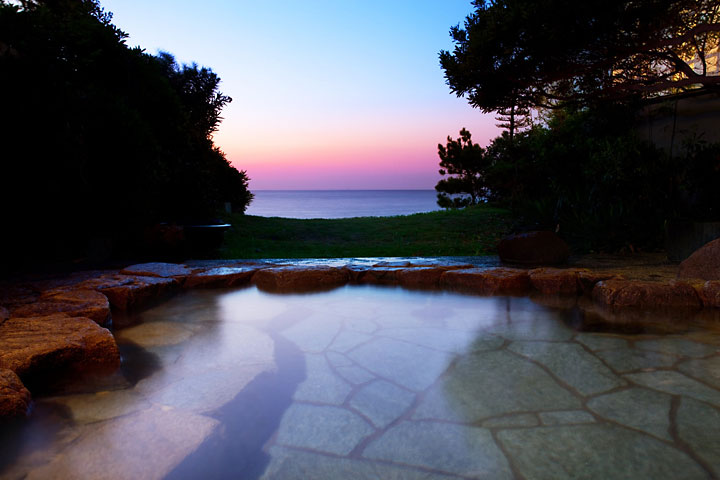 アオアヲナルトリゾート