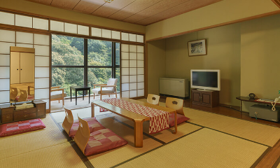 奥道後 壱湯の守