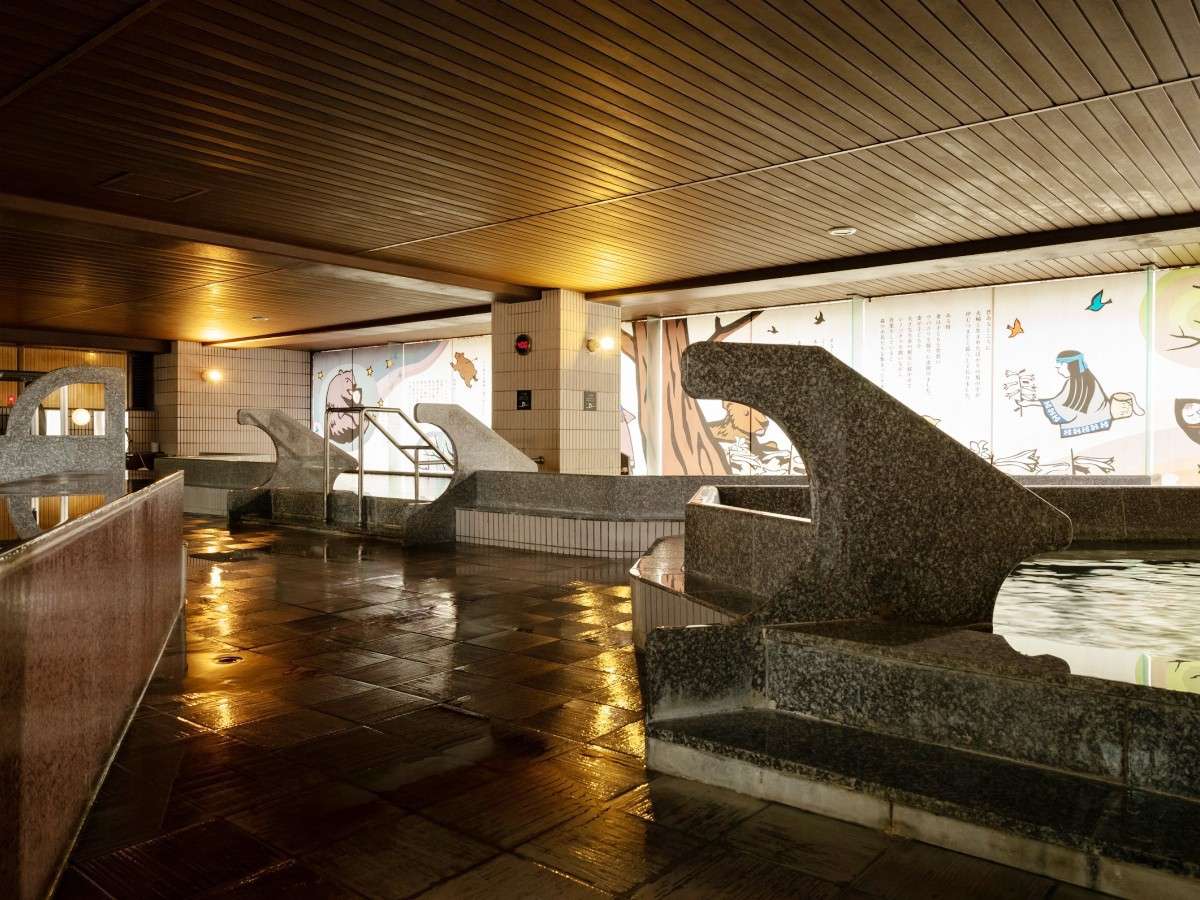 阿寒湖温泉】あかん遊久の里 鶴雅 ウイングス館 （旧名称 あかん湖 鶴