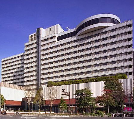 九州・アジアの玄関口としてのび続ける140万都市――福岡を代表するホテルです。一つの街として機能し、出会いがあり、語らいがあり、安らぎがあります。