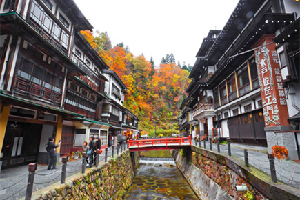 銀山温泉