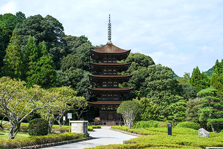《国宝》瑠璃光寺五重塔