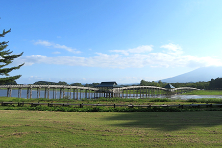 鶴の舞橋